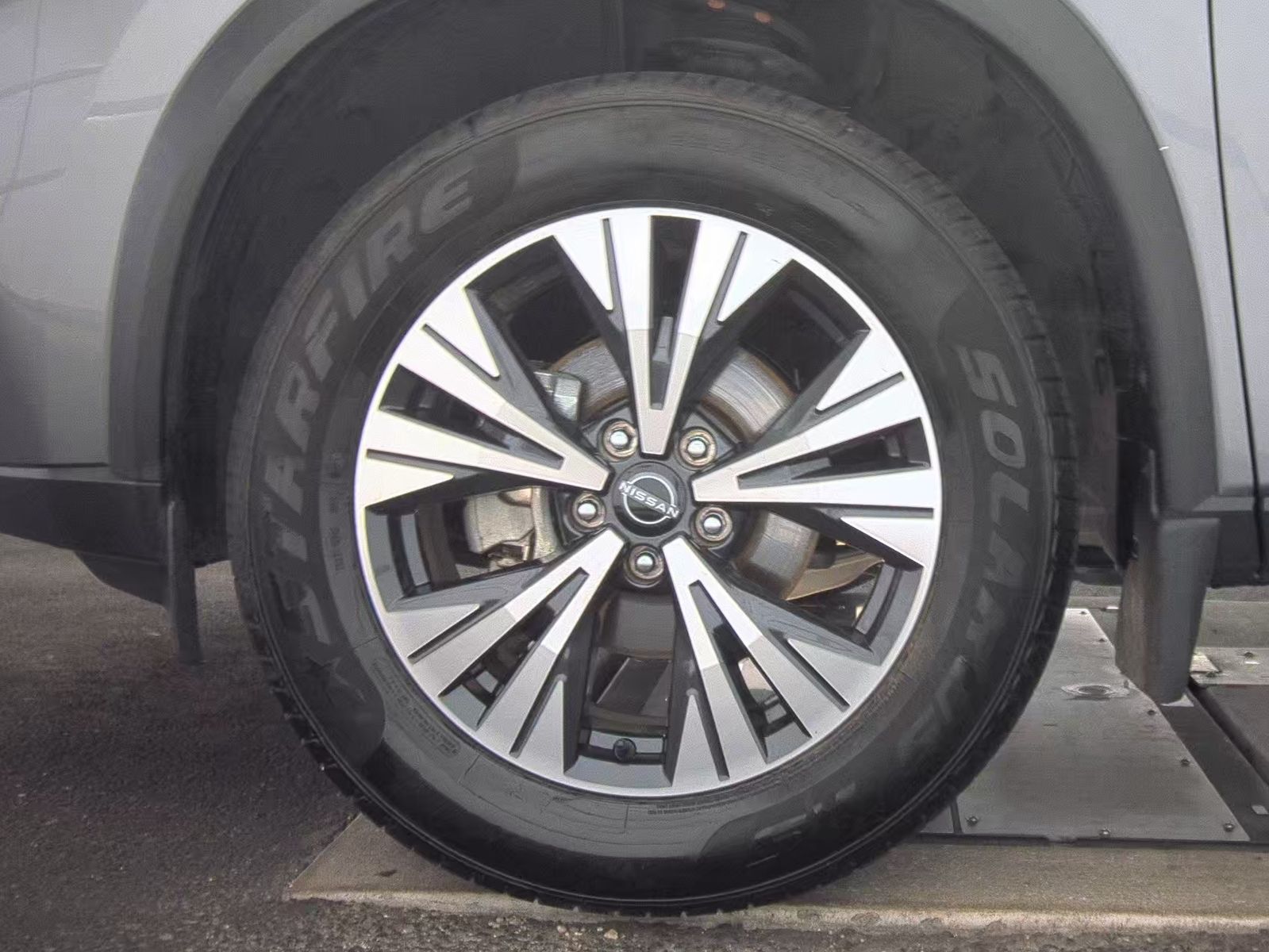 2023 Nissan Rogue SV FWD