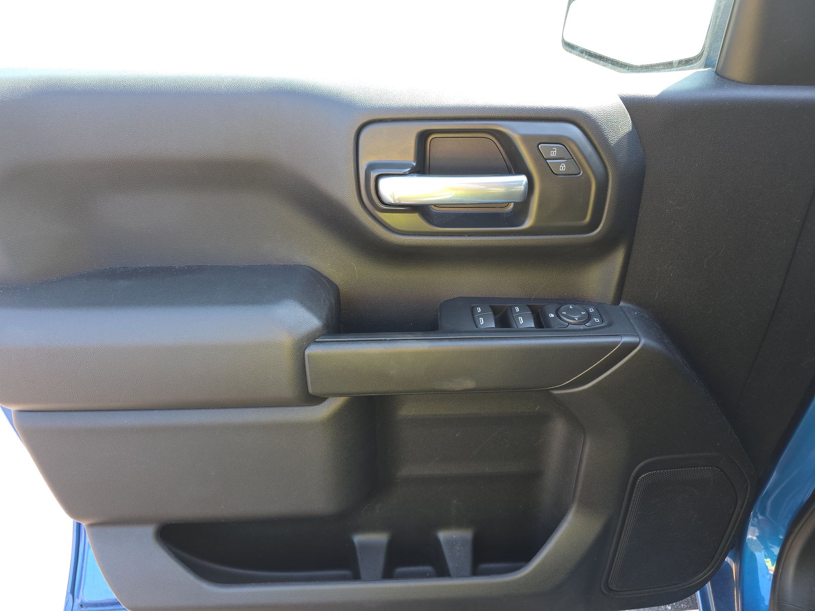 2022 Chevrolet Silverado 1500 Custom AWD