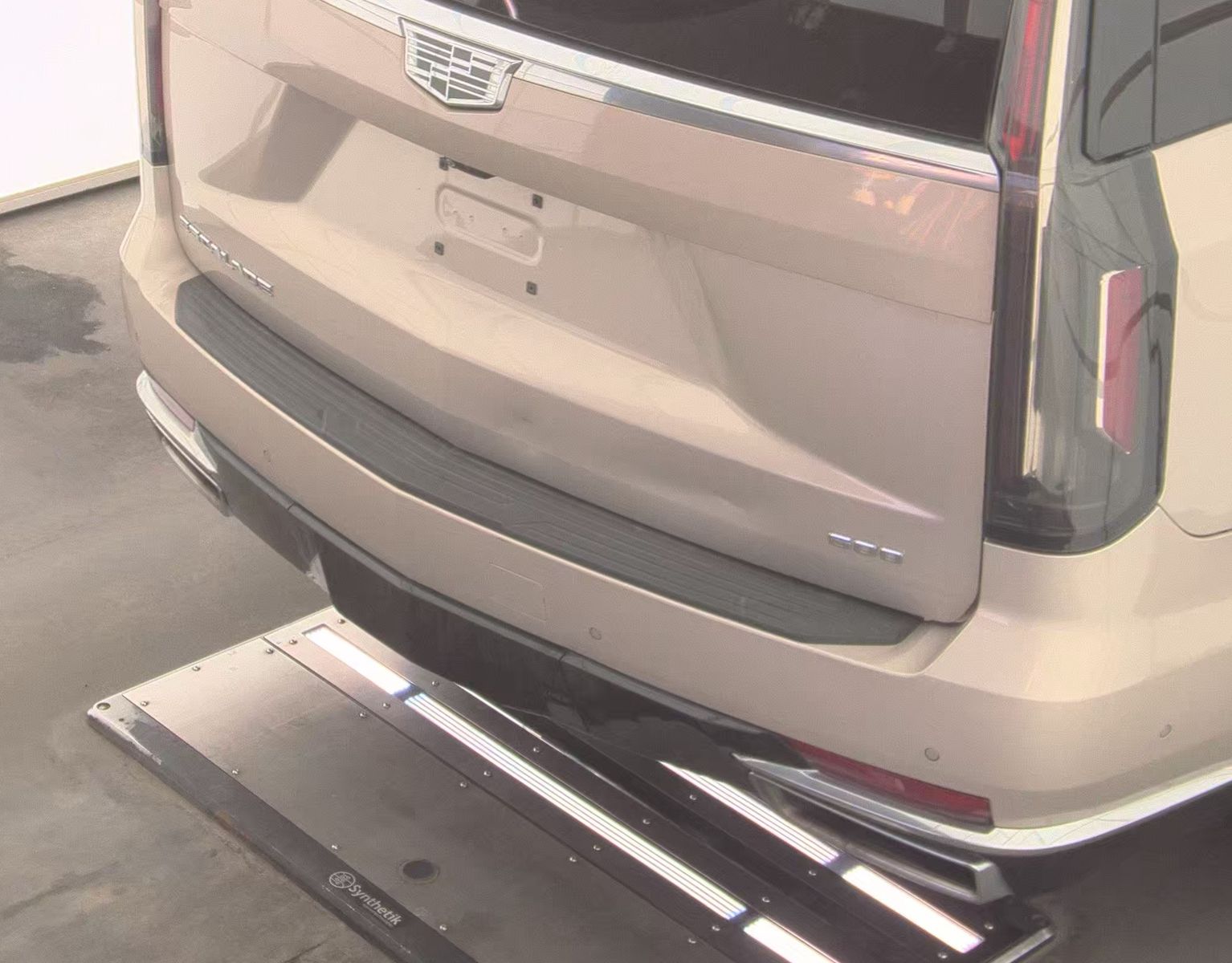 2023 Cadillac Escalade ESV Premium Luxury Platinum AWD