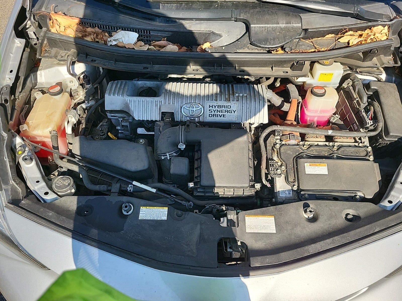 2016 Toyota Prius v Two FWD