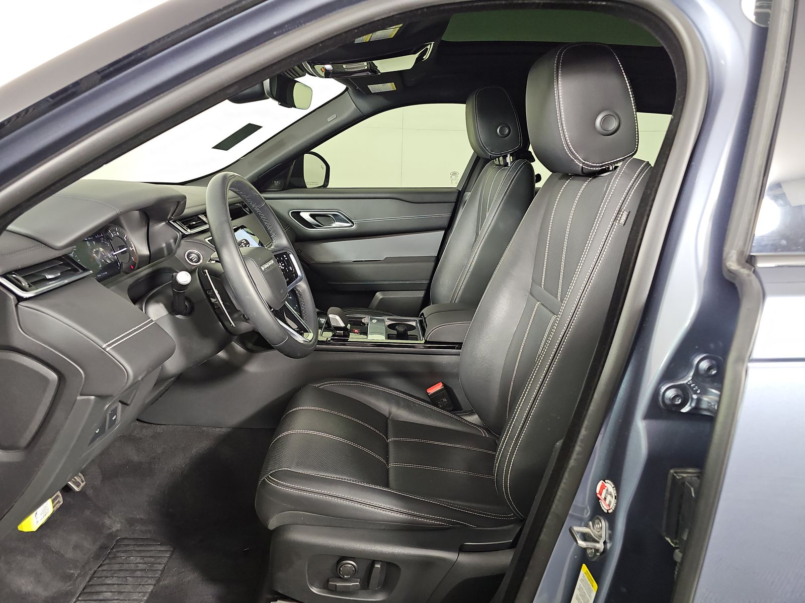 2023 Land Rover Range Rover Velar R-Dynamic S AWD