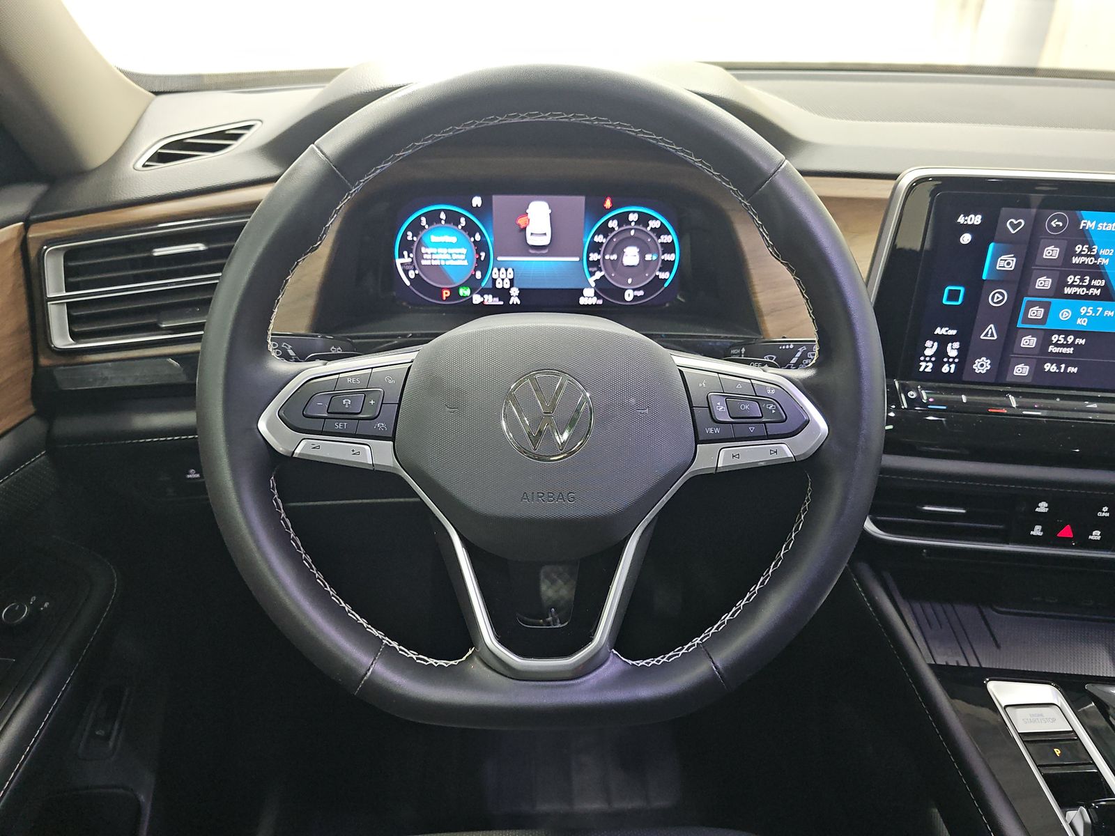 2025 Volkswagen Atlas 2.0T SE FWD