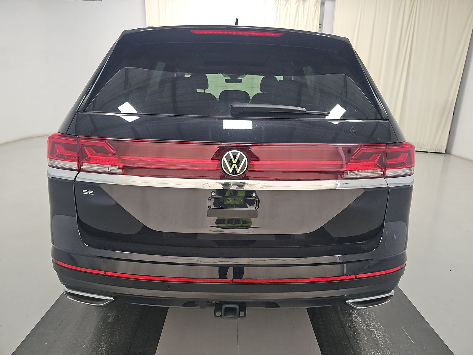 2025 Volkswagen Atlas 2.0T SE FWD