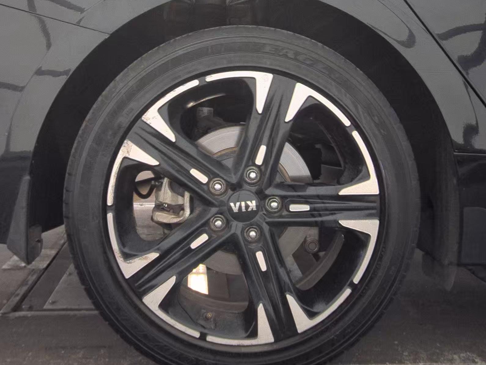 2025 Volvo XC60 B5 Core AWD