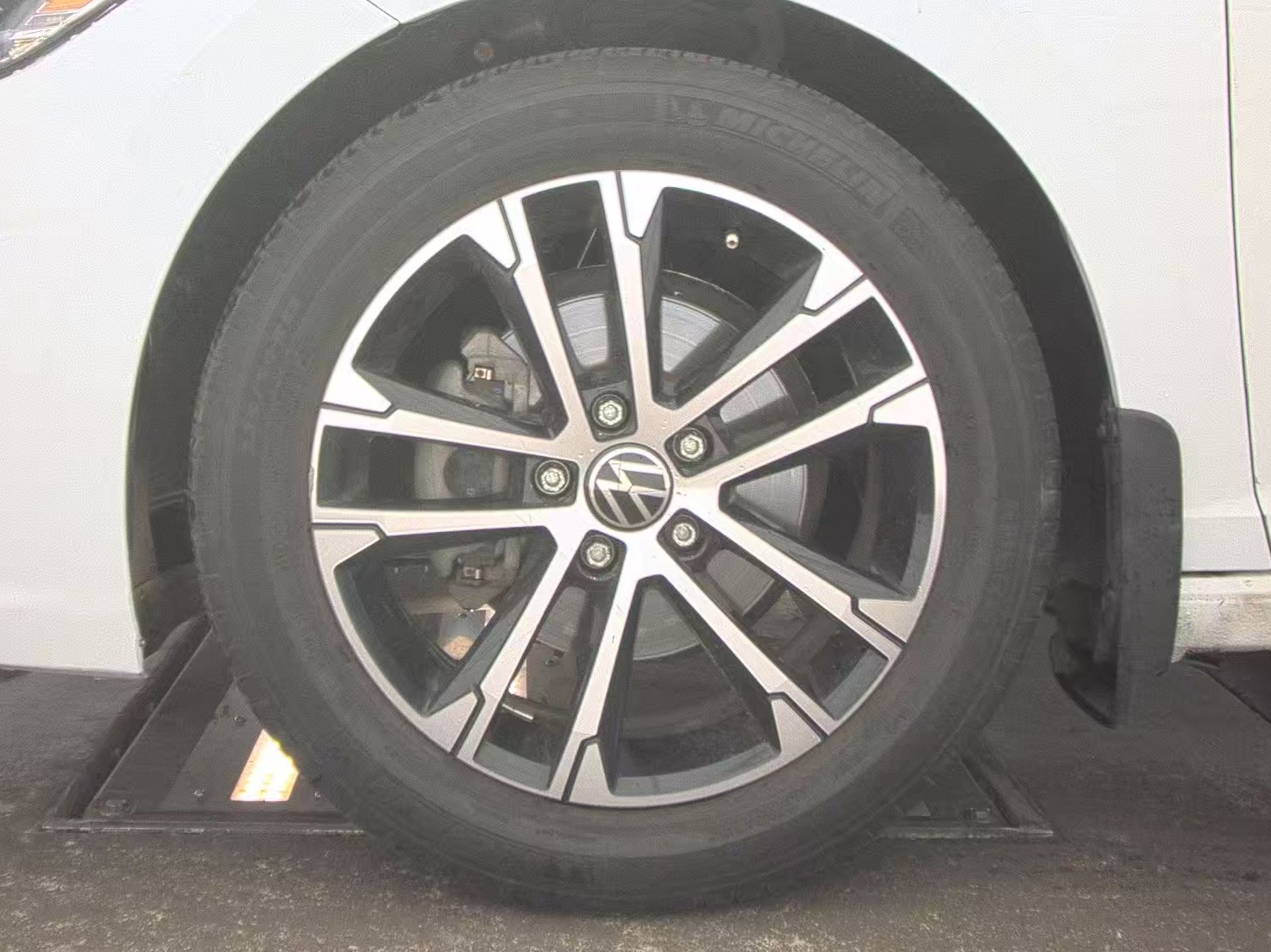 2023 Volkswagen Jetta 1.5T Sport FWD