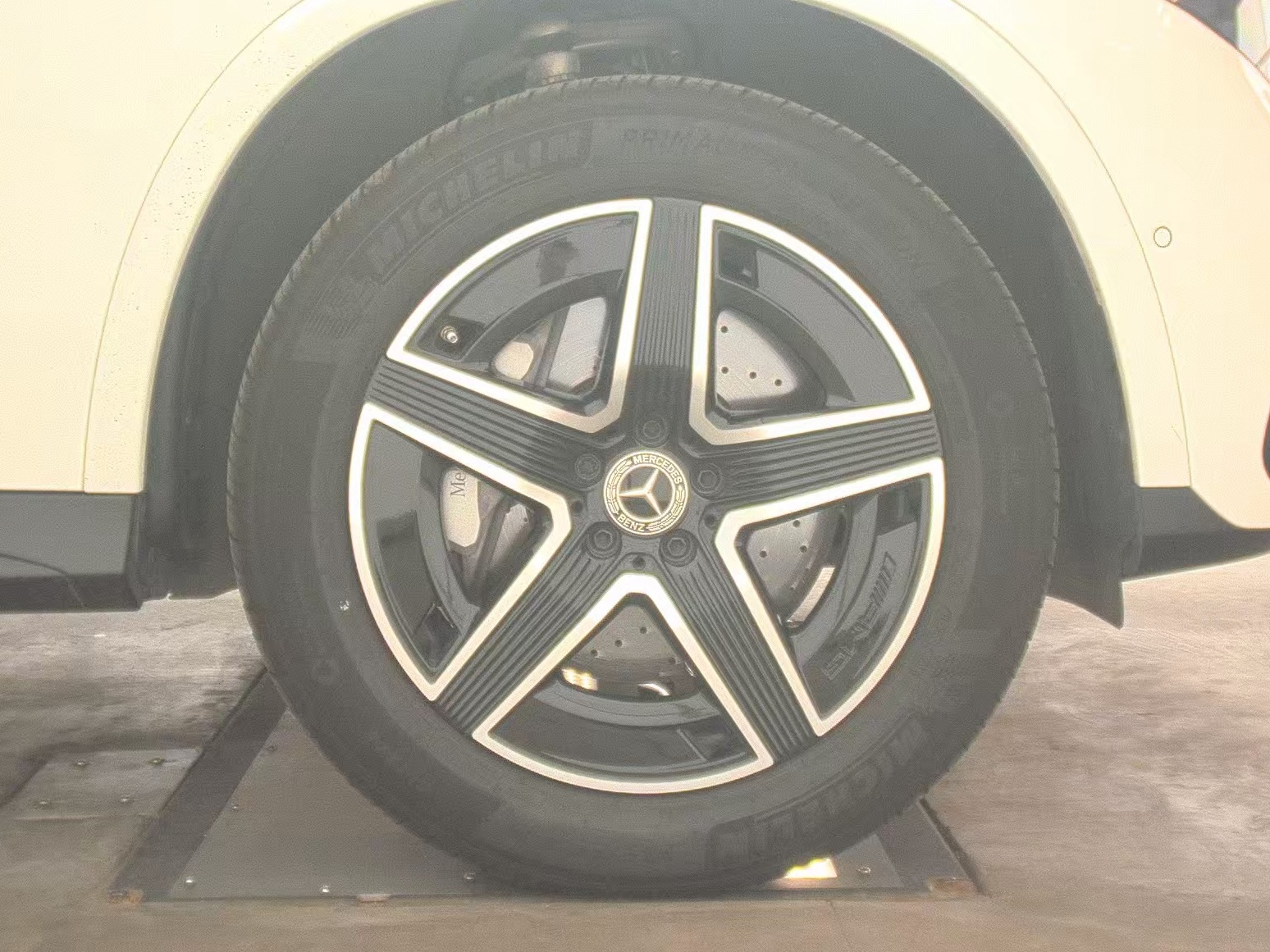 2025 Mercedes-Benz GLC GLC 300 AWD