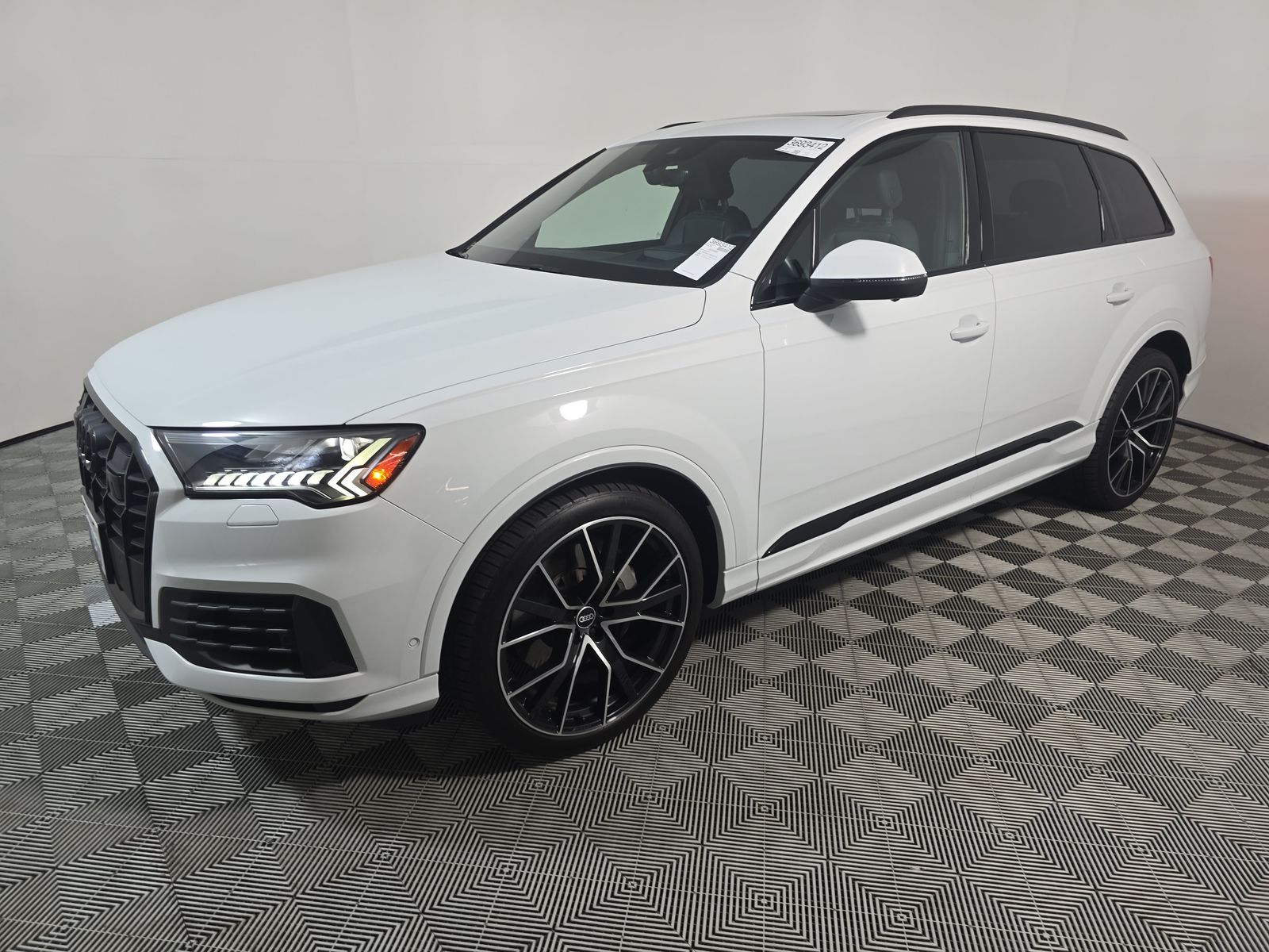 2021 Audi Q7 Prestige