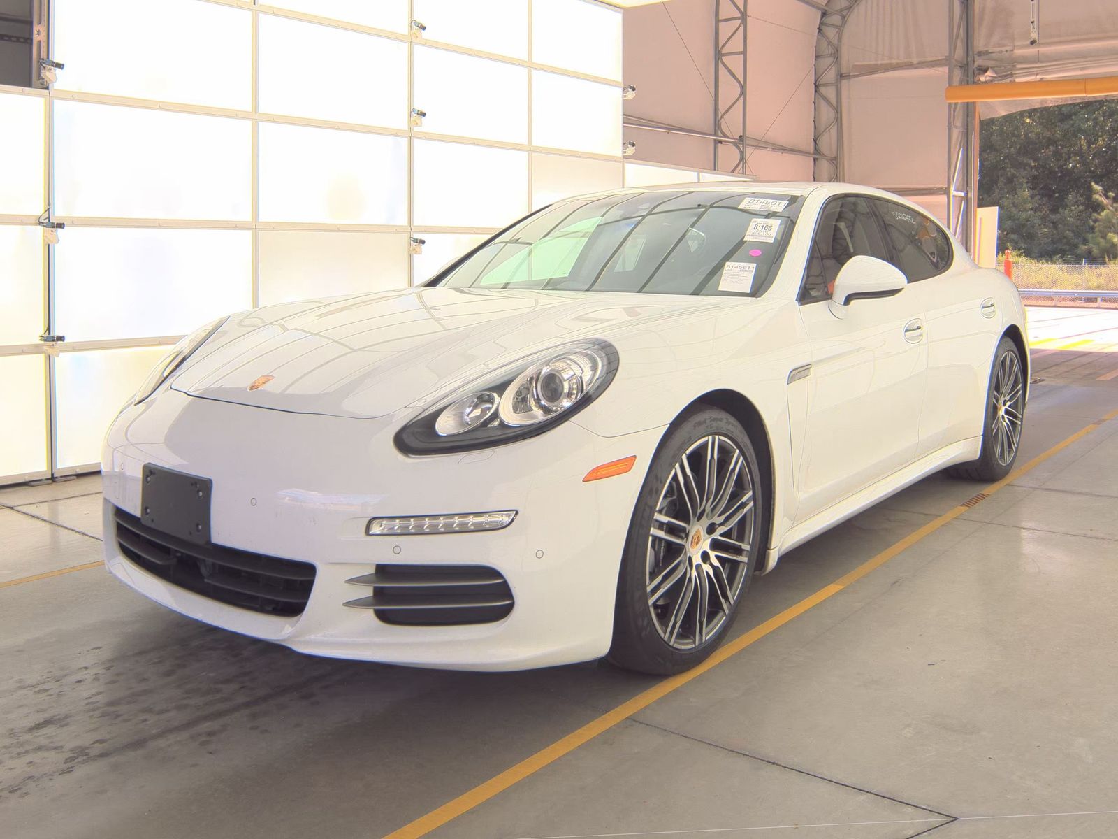 2016 Porsche Panamera 4 Edition