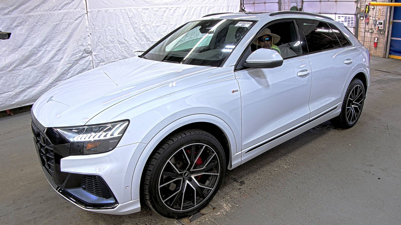 2021 Audi Q8 Premium Plus