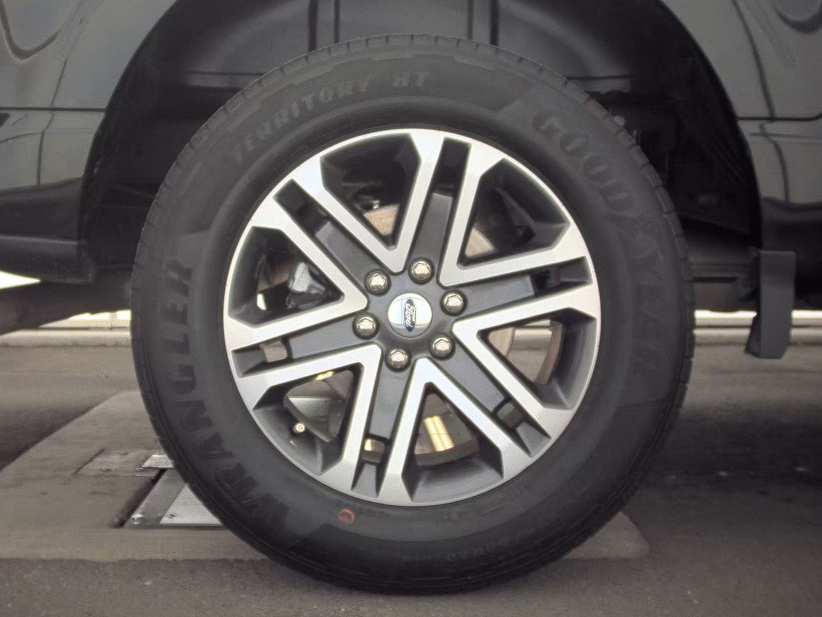 2023 Ford F-150 XL RWD