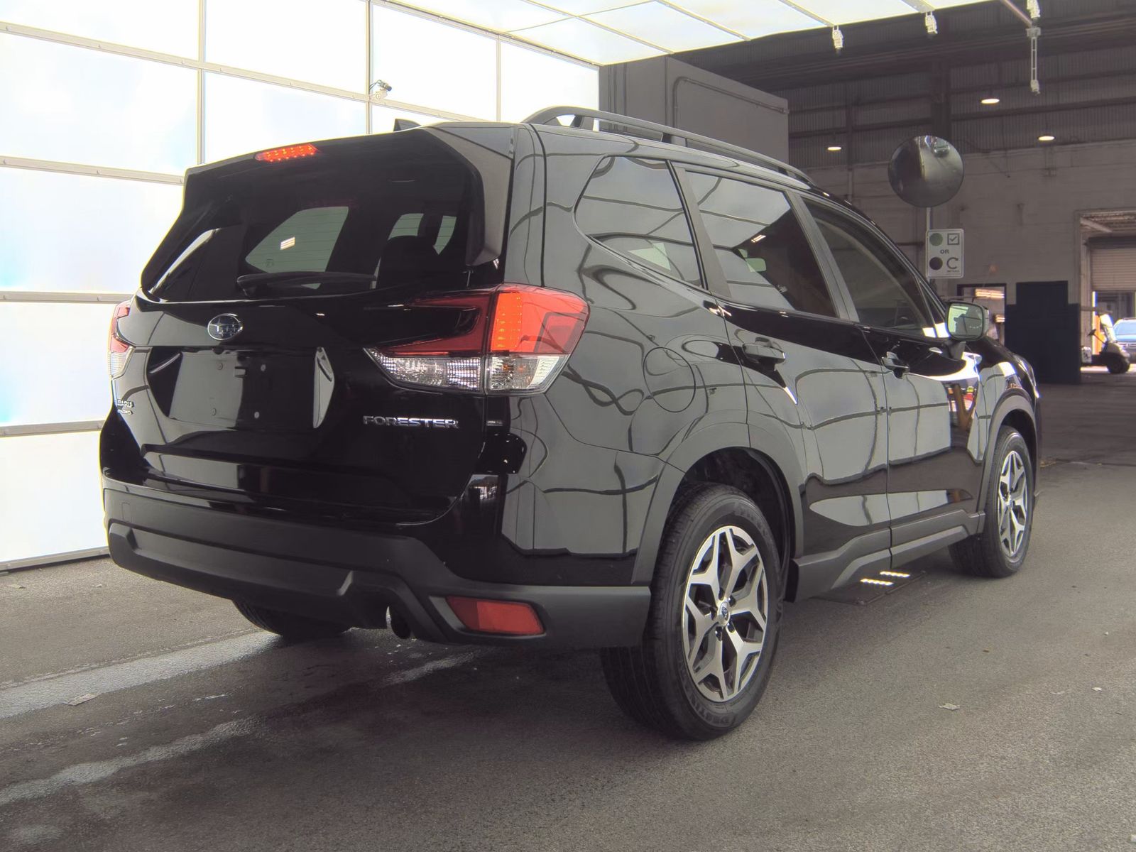 2022 Subaru Forester Premium AWD