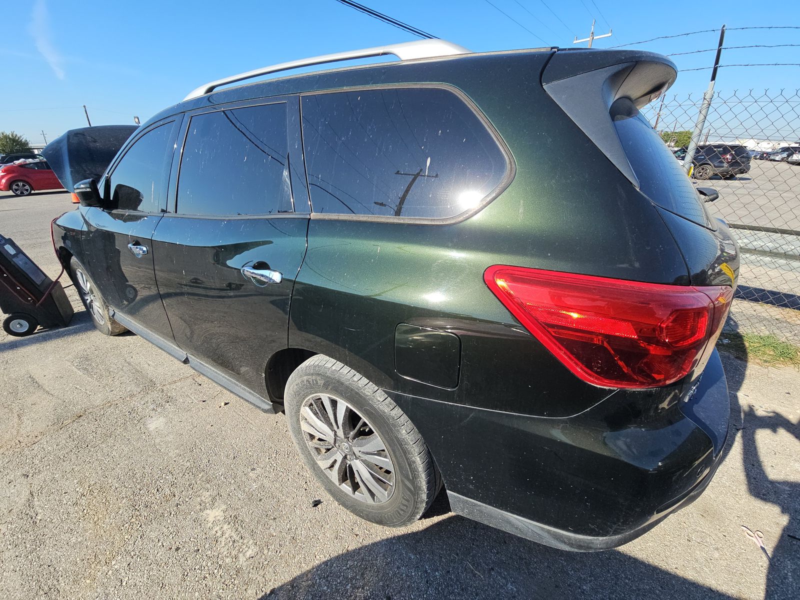 2020 Nissan Pathfinder SL FWD