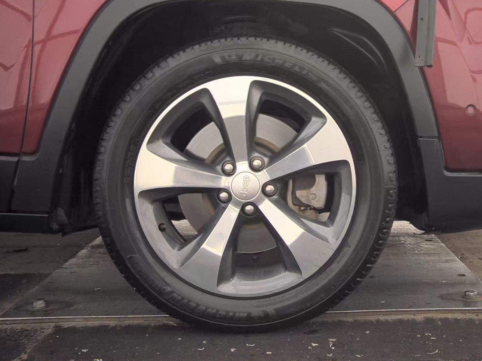 2019 Jeep Cherokee Limited FWD