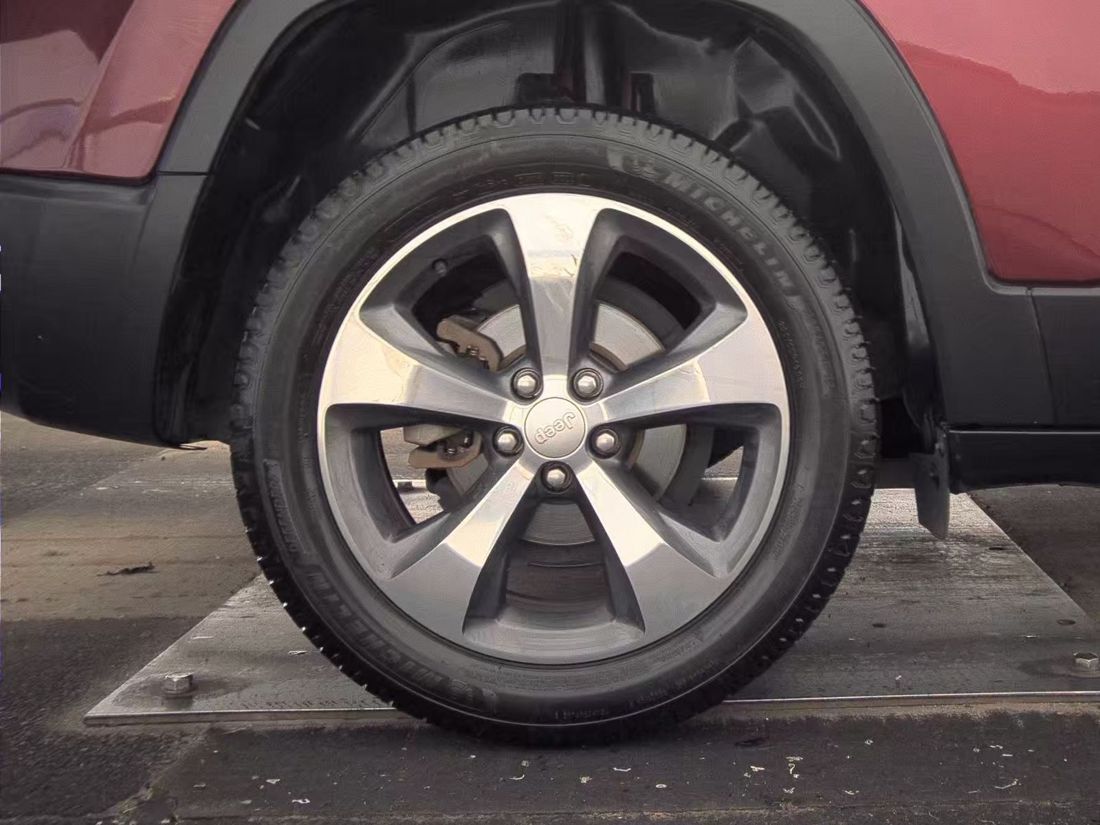 2019 Jeep Cherokee Limited FWD