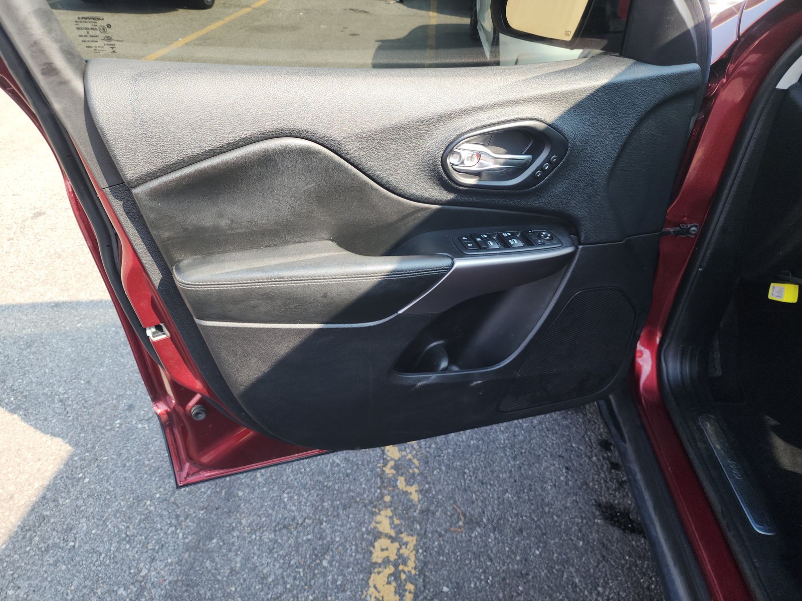 2019 Jeep Cherokee Limited FWD