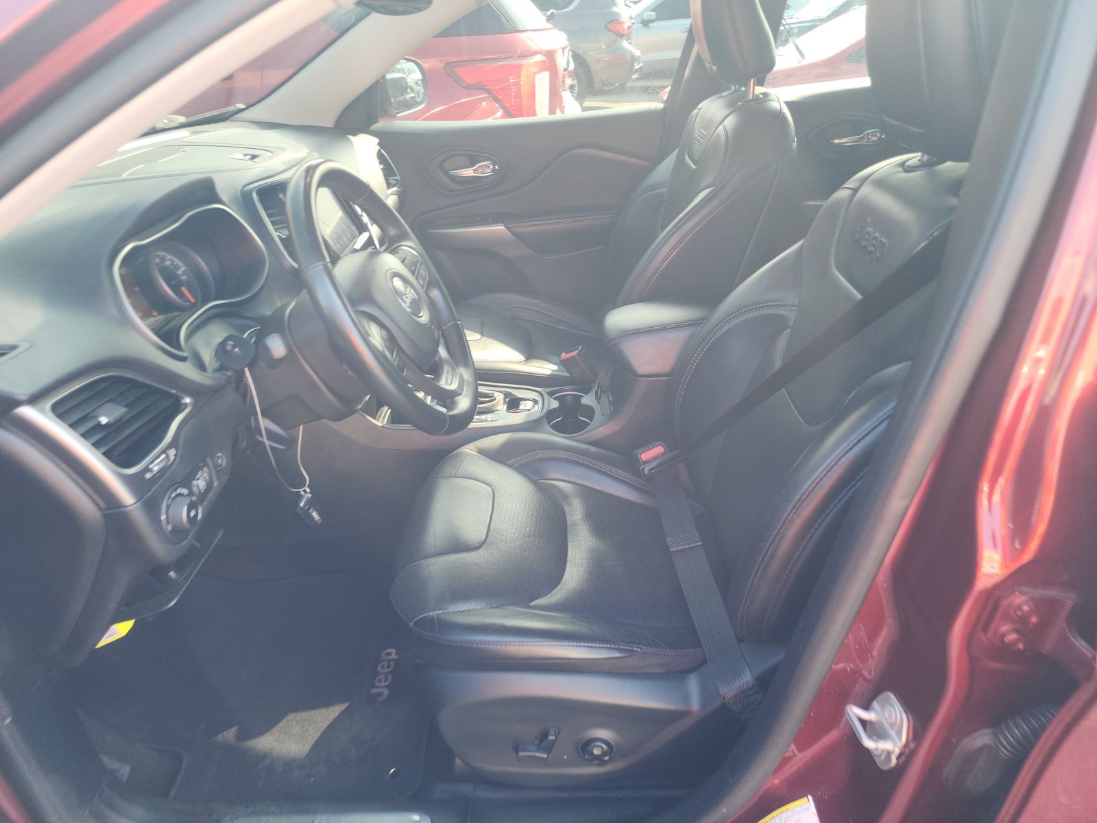 2019 Jeep Cherokee Limited FWD