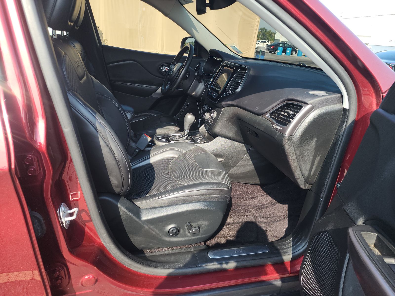 2019 Jeep Cherokee Limited FWD