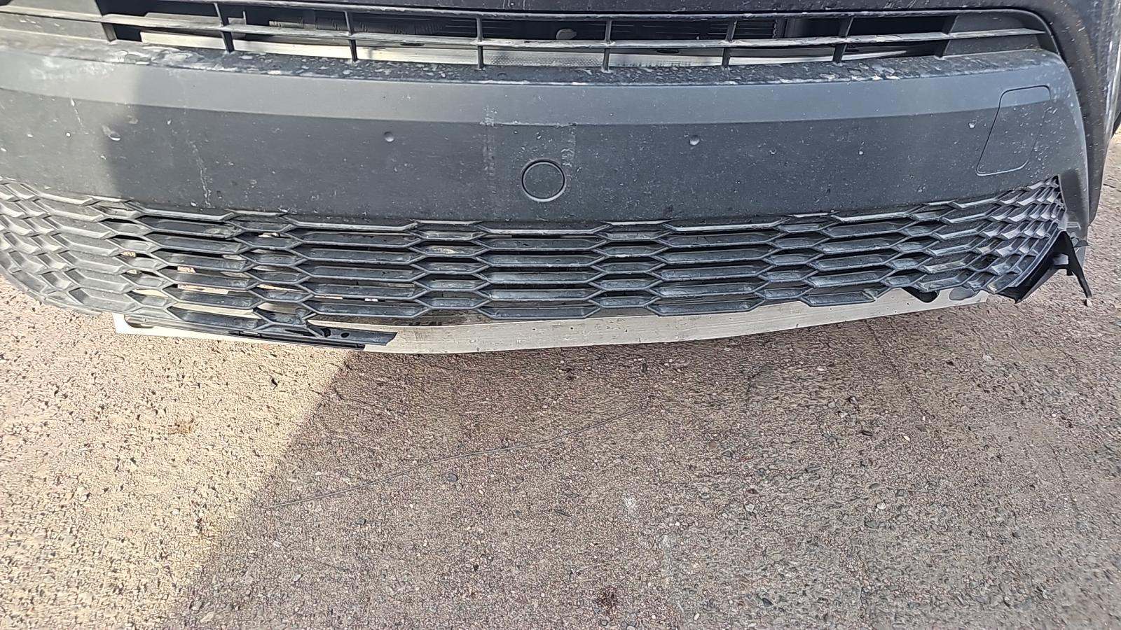 2021 Toyota C-HR XLE FWD