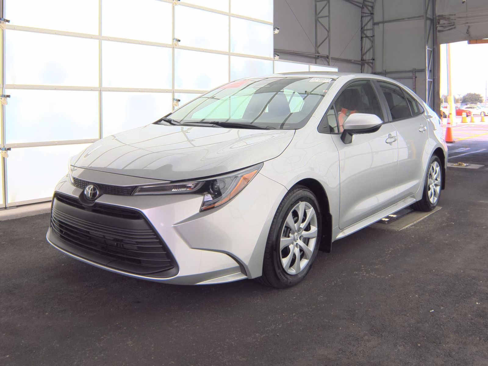 2025 Toyota Corolla LE FWD