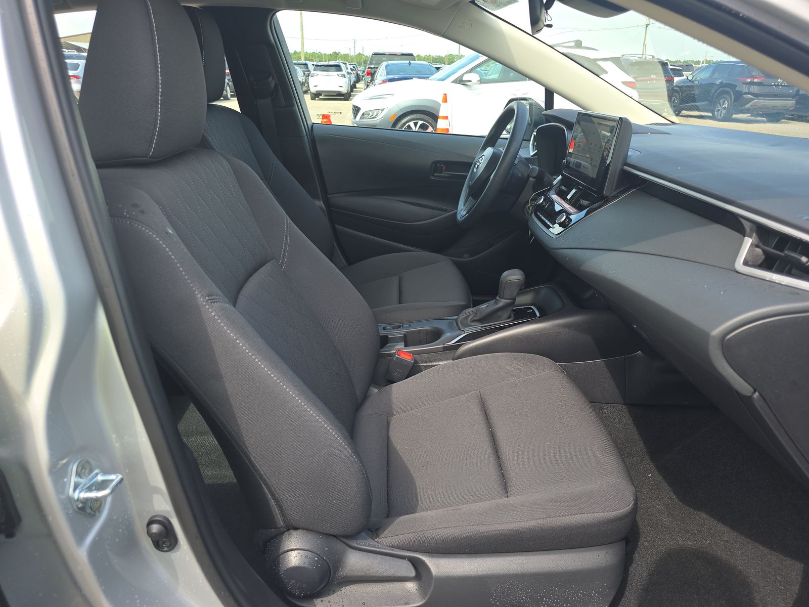 2025 Toyota Corolla LE FWD