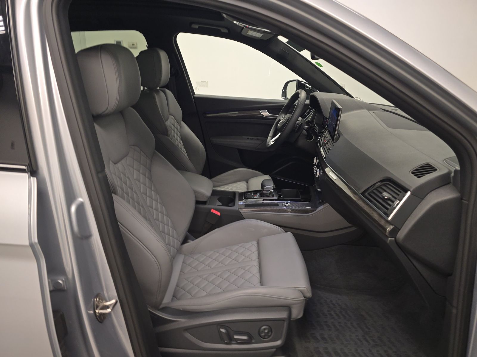 2025 Audi SQ5 Premium Plus AWD