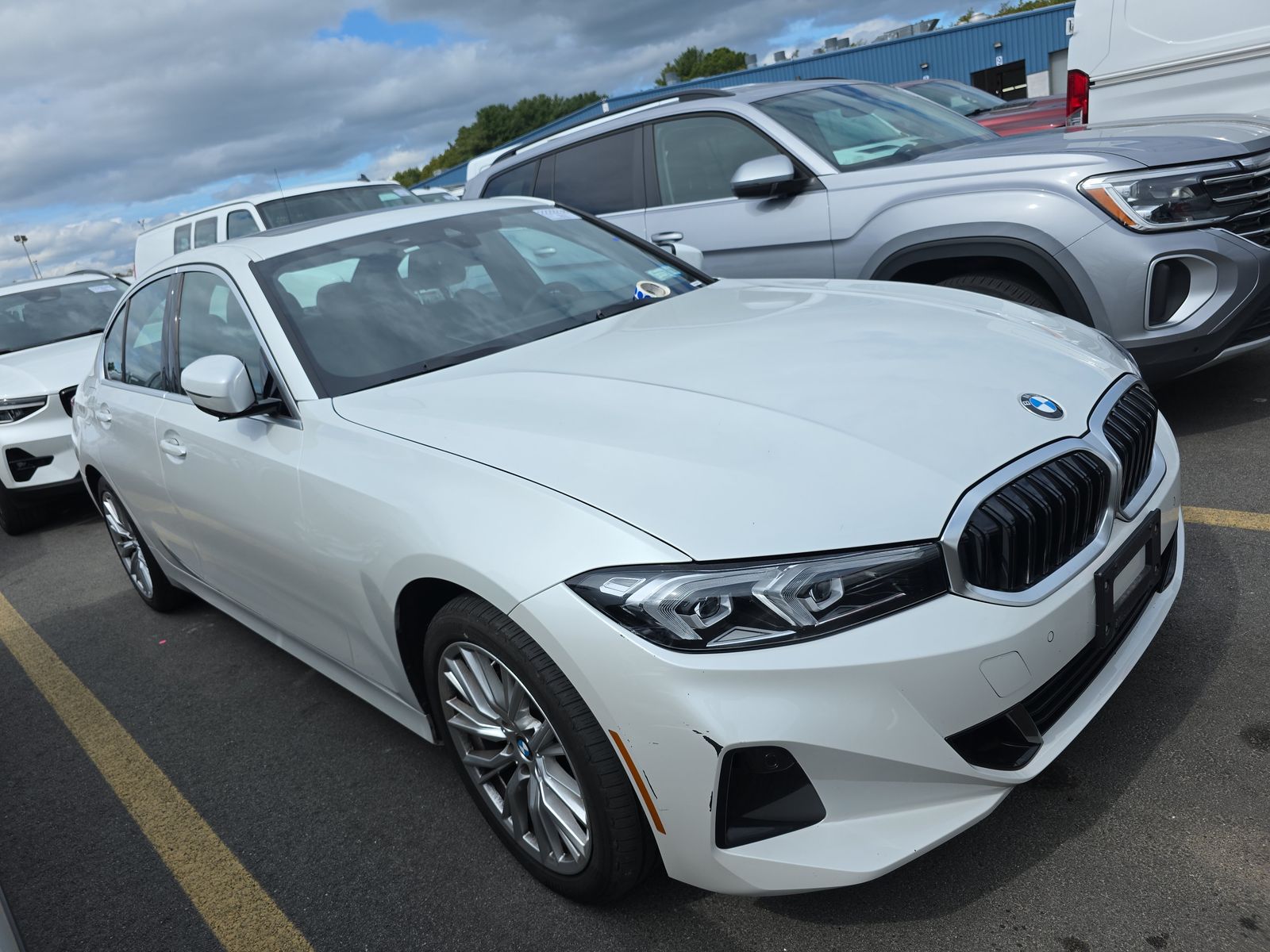 2024 BMW 3 Series 330i xDrive AWD