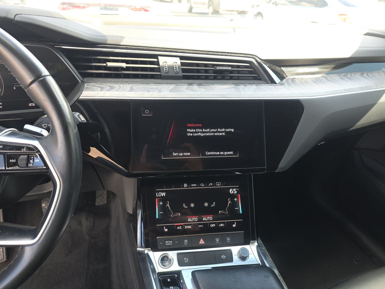 2021 Audi e-tron Premium AWD