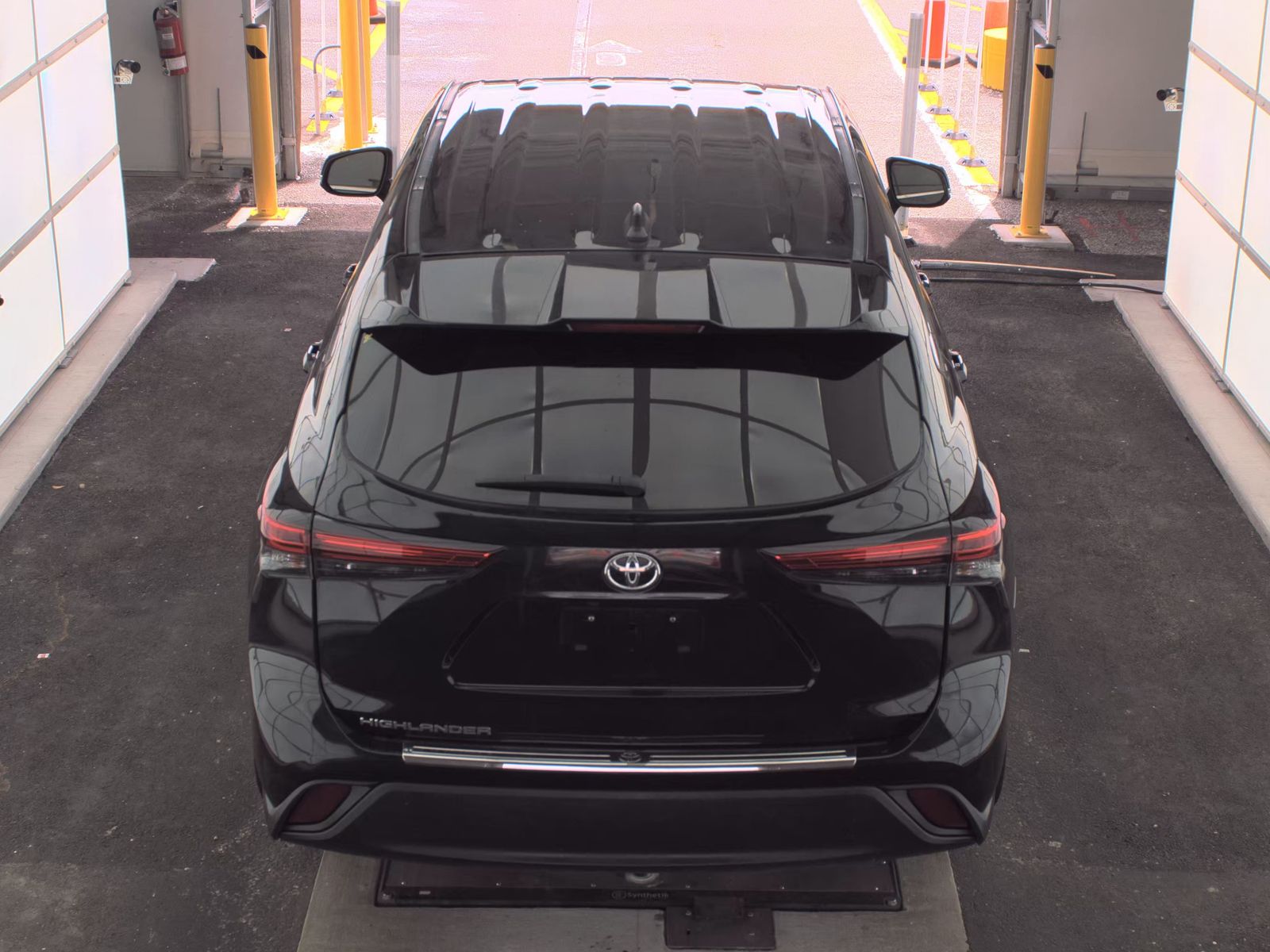 2022 Toyota Highlander L FWD