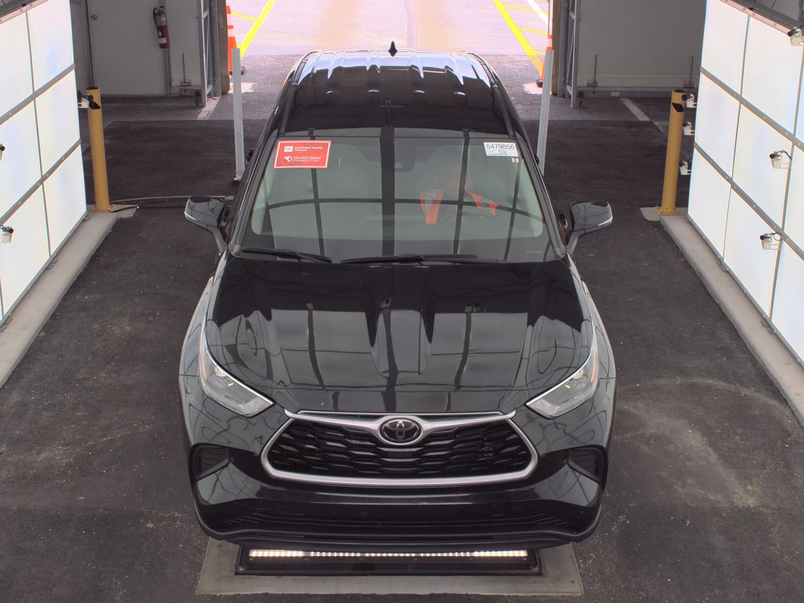 2022 Toyota Highlander L FWD
