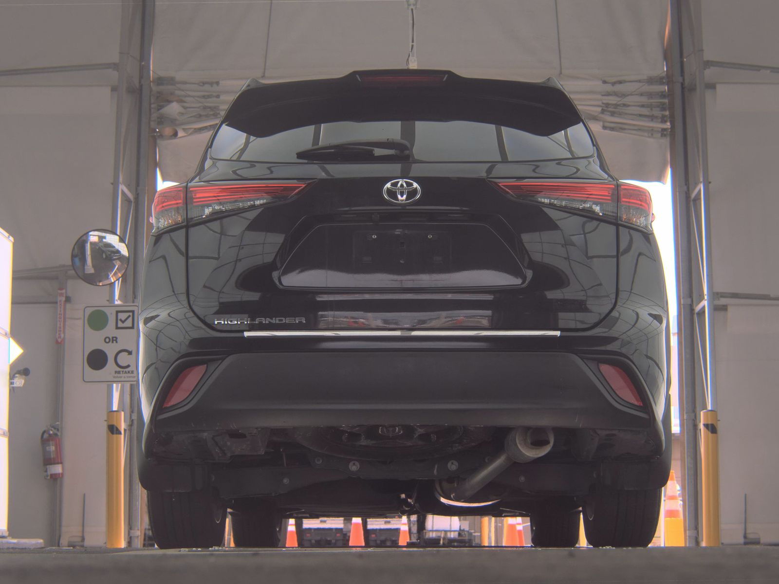 2022 Toyota Highlander L FWD