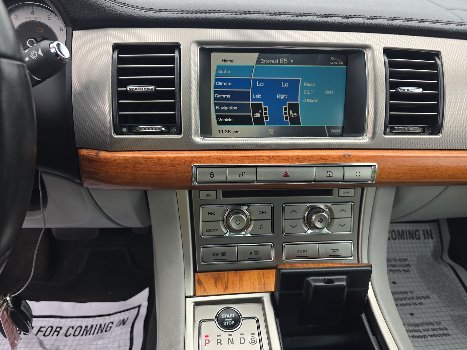 2010 Jaguar XF Luxury RWD