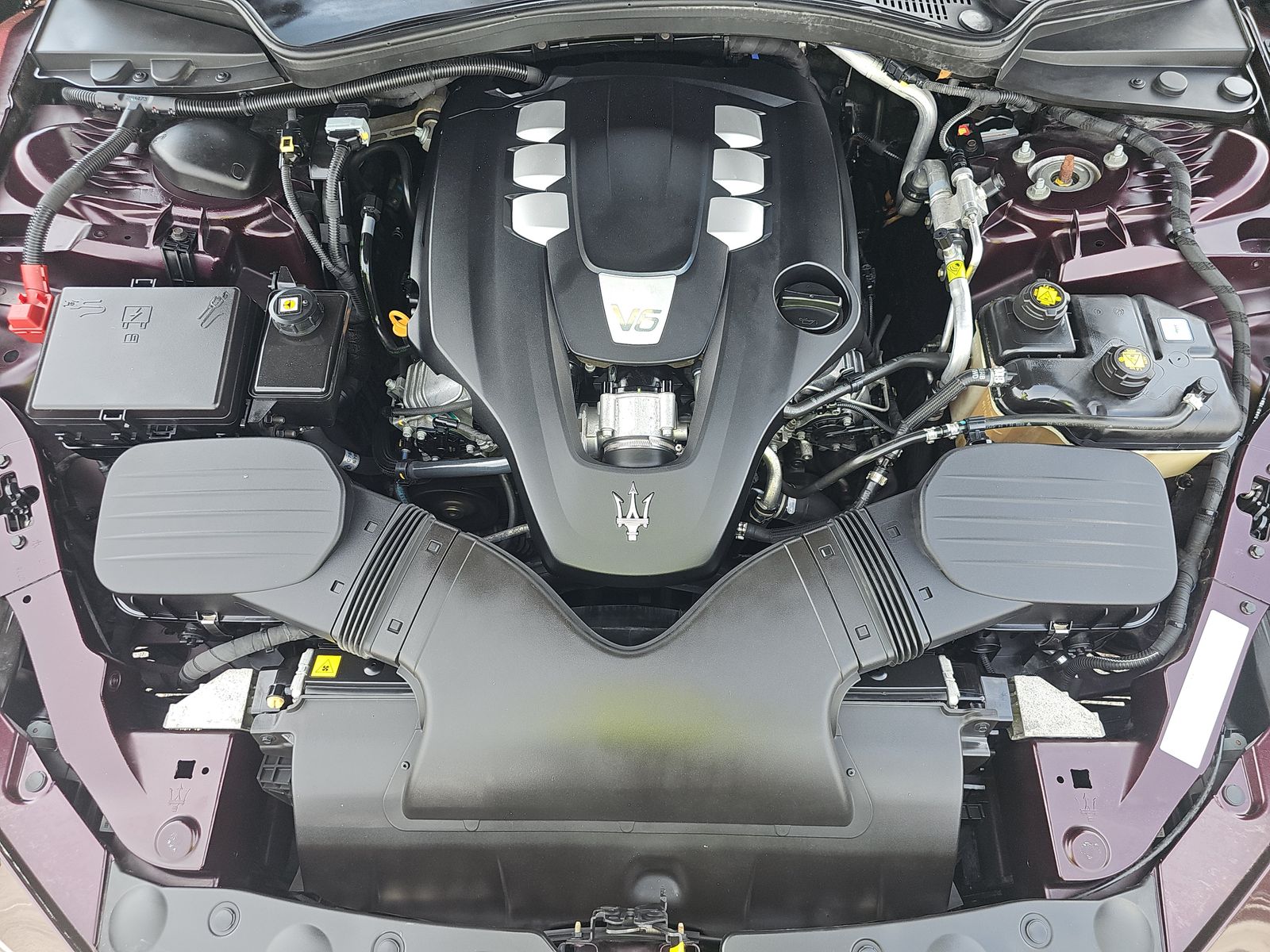 2017 Maserati Ghibli Base FWD