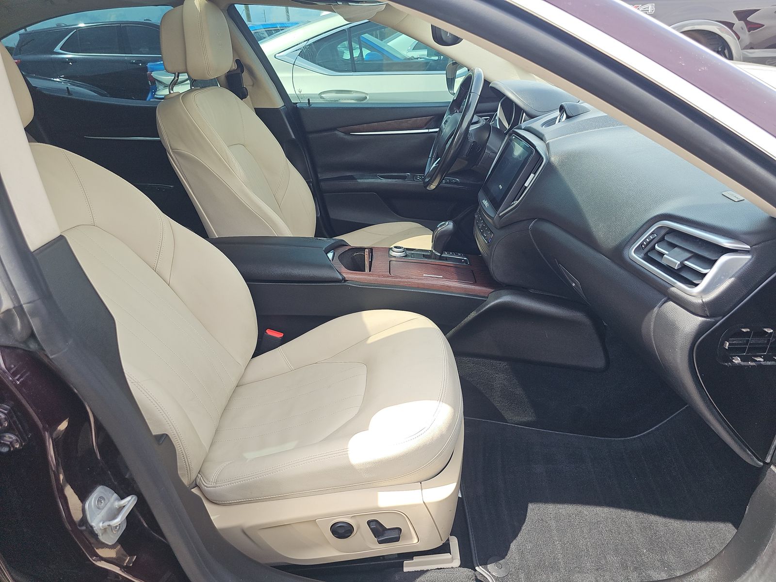 2017 Maserati Ghibli Base FWD
