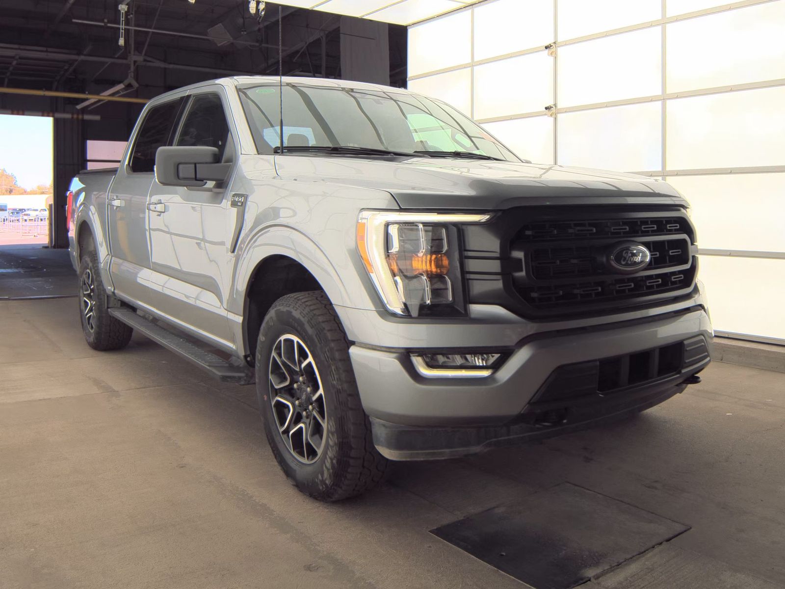 2023 Ford F-150 XLT AWD