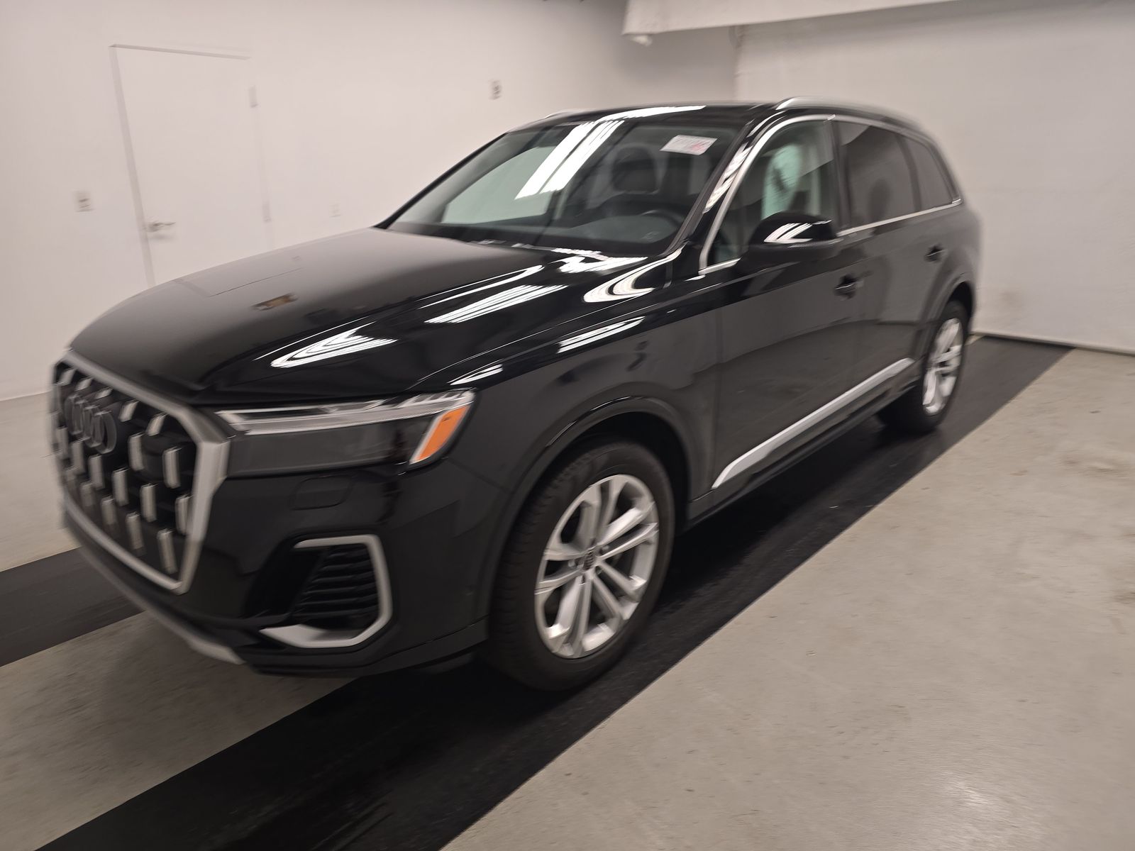 2025 Audi Q7 Premium Plus 55 TFSI