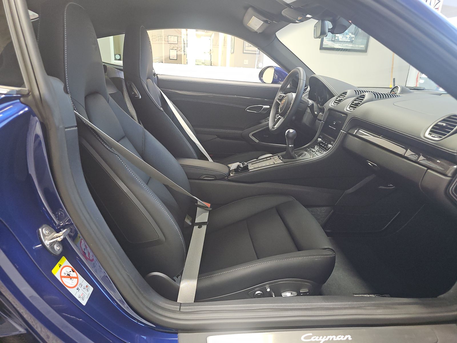 2024 Porsche 718 Cayman Style Edition RWD