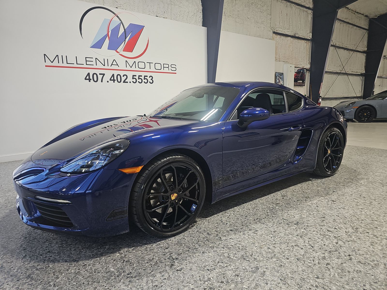 2024 Porsche 718 Cayman Style Edition RWD