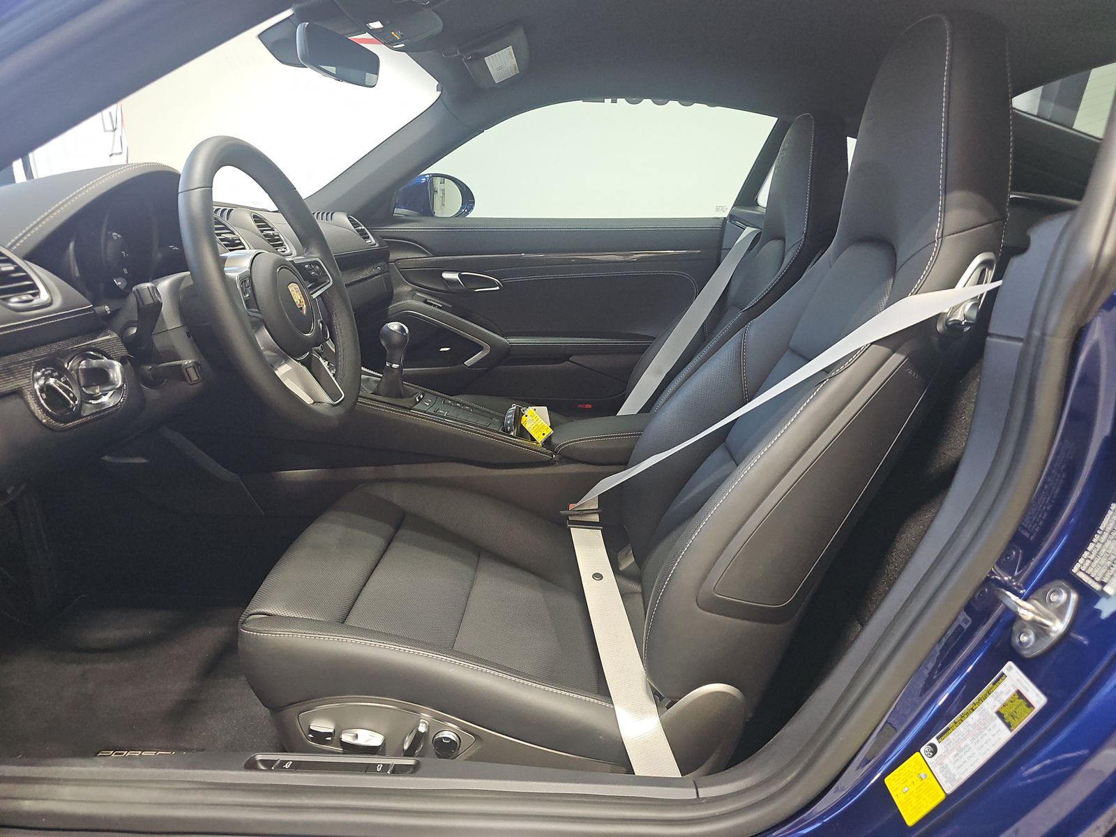 2024 Porsche 718 Cayman Style Edition RWD