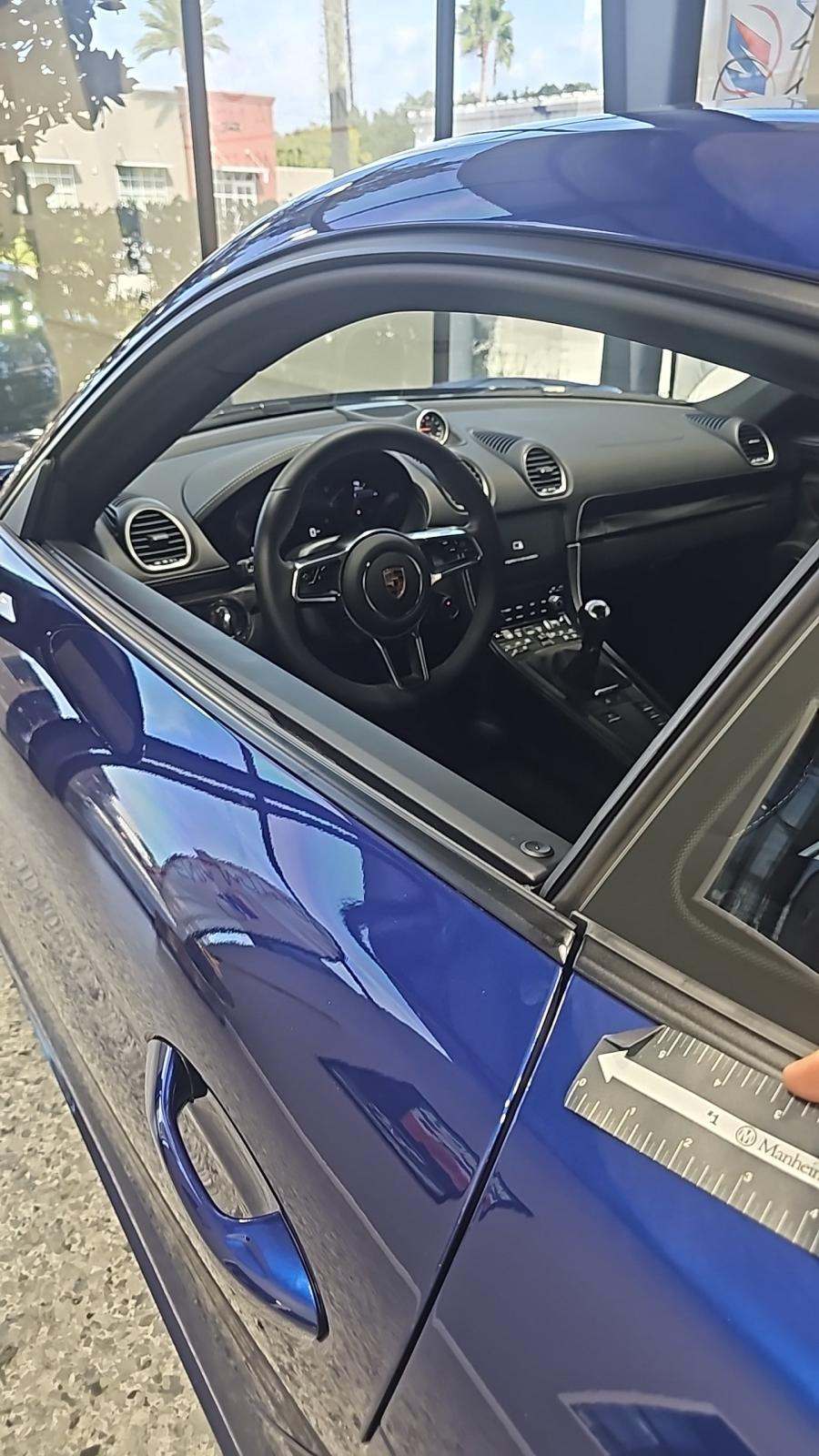 2024 Porsche 718 Cayman Style Edition RWD