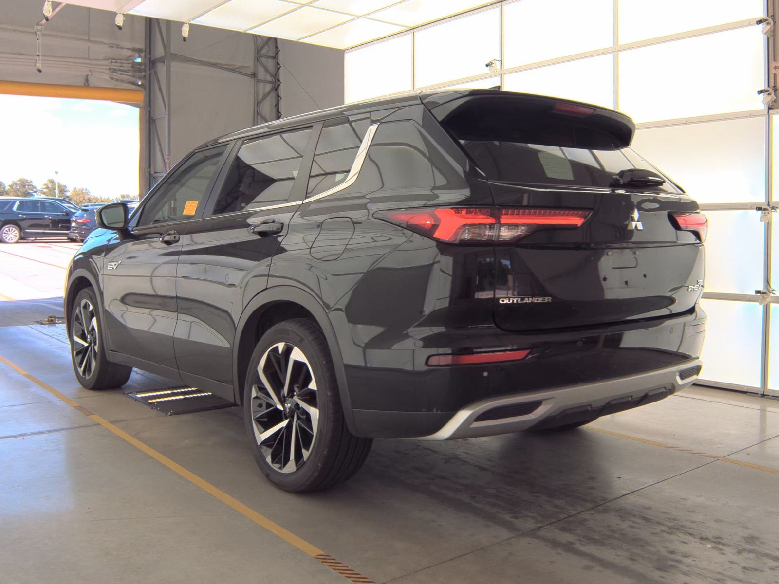 2023 Mitsubishi Outlander PHEV SE AWD
