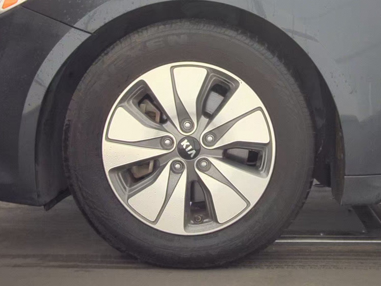 2017 Kia Optima Hybrid FWD