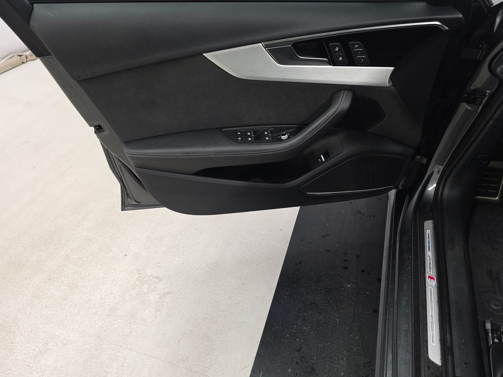 2022 Audi A4 S line Premium Plus AWD