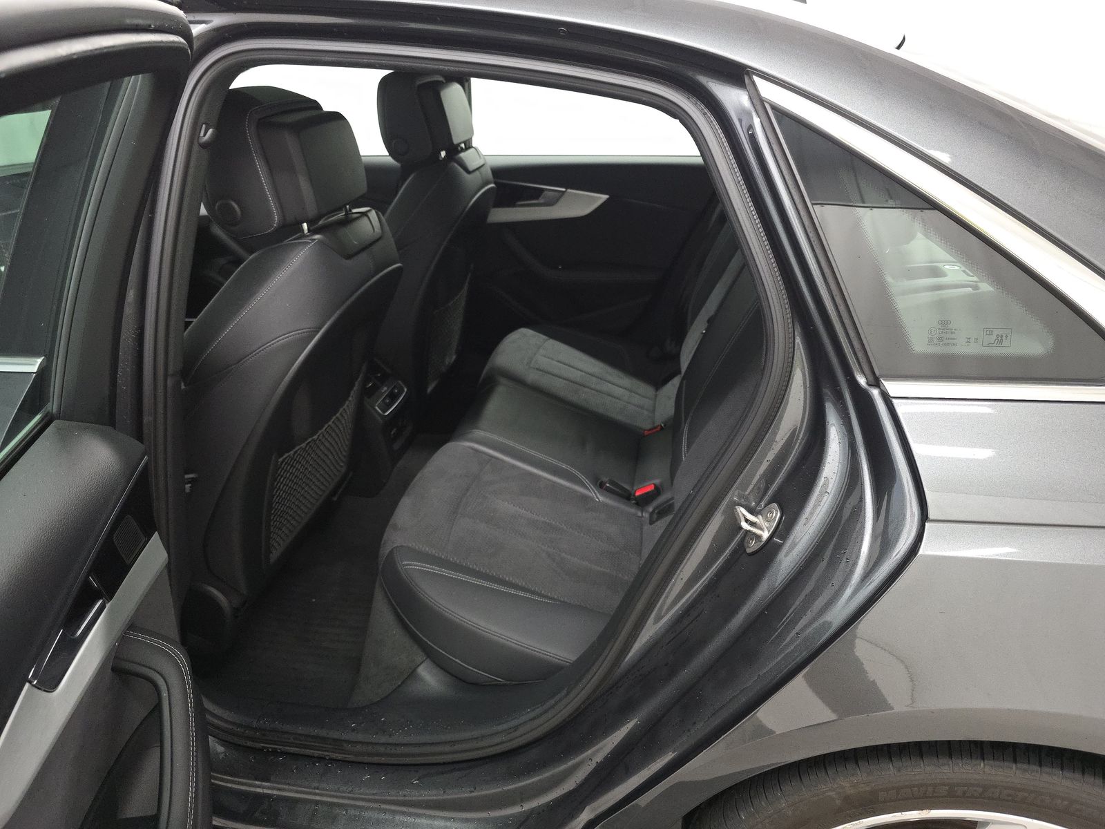 2022 Audi A4 S line Premium Plus AWD