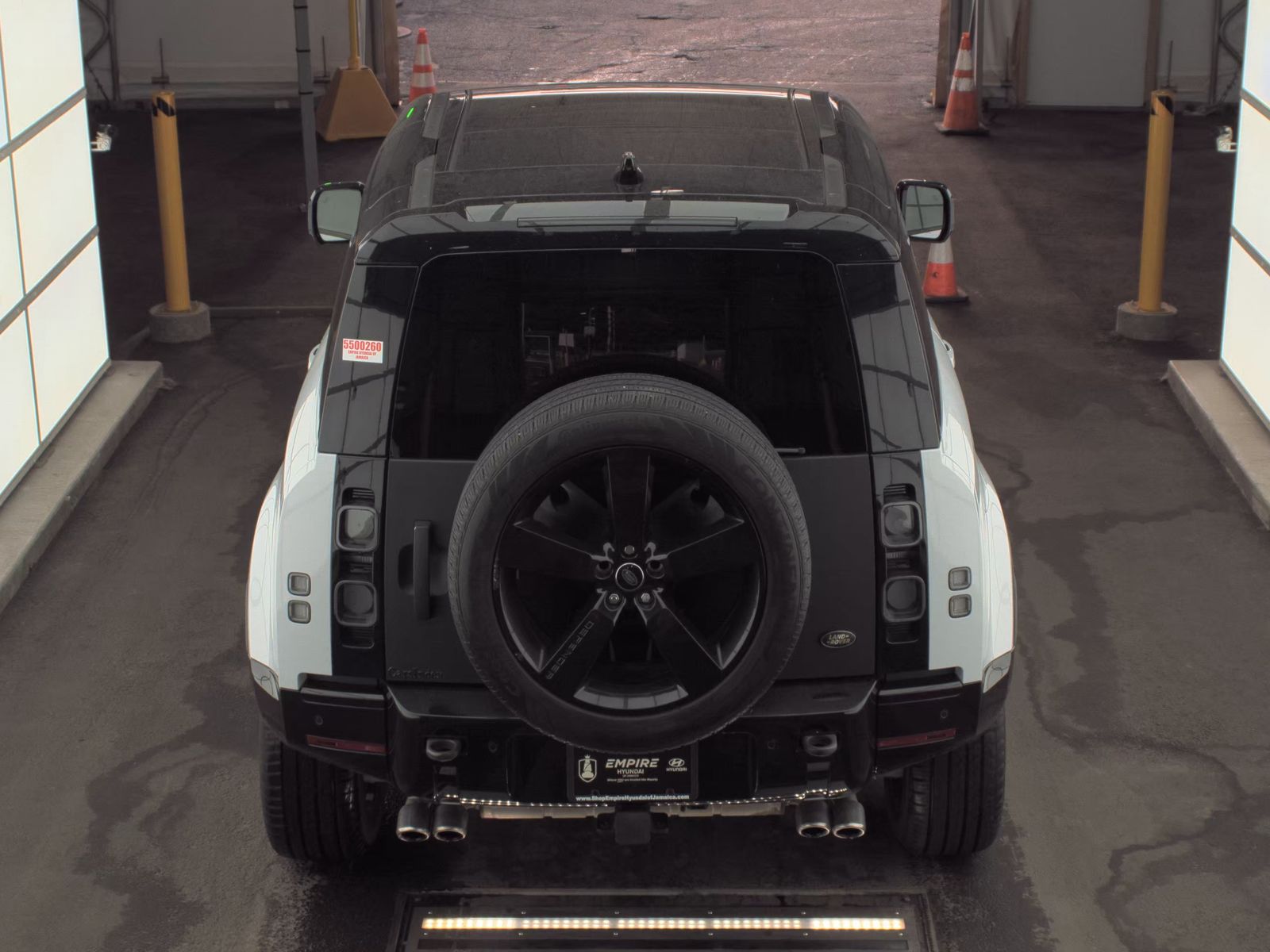 2022 Land Rover Defender 90 V8 Carpathian Edition AWD