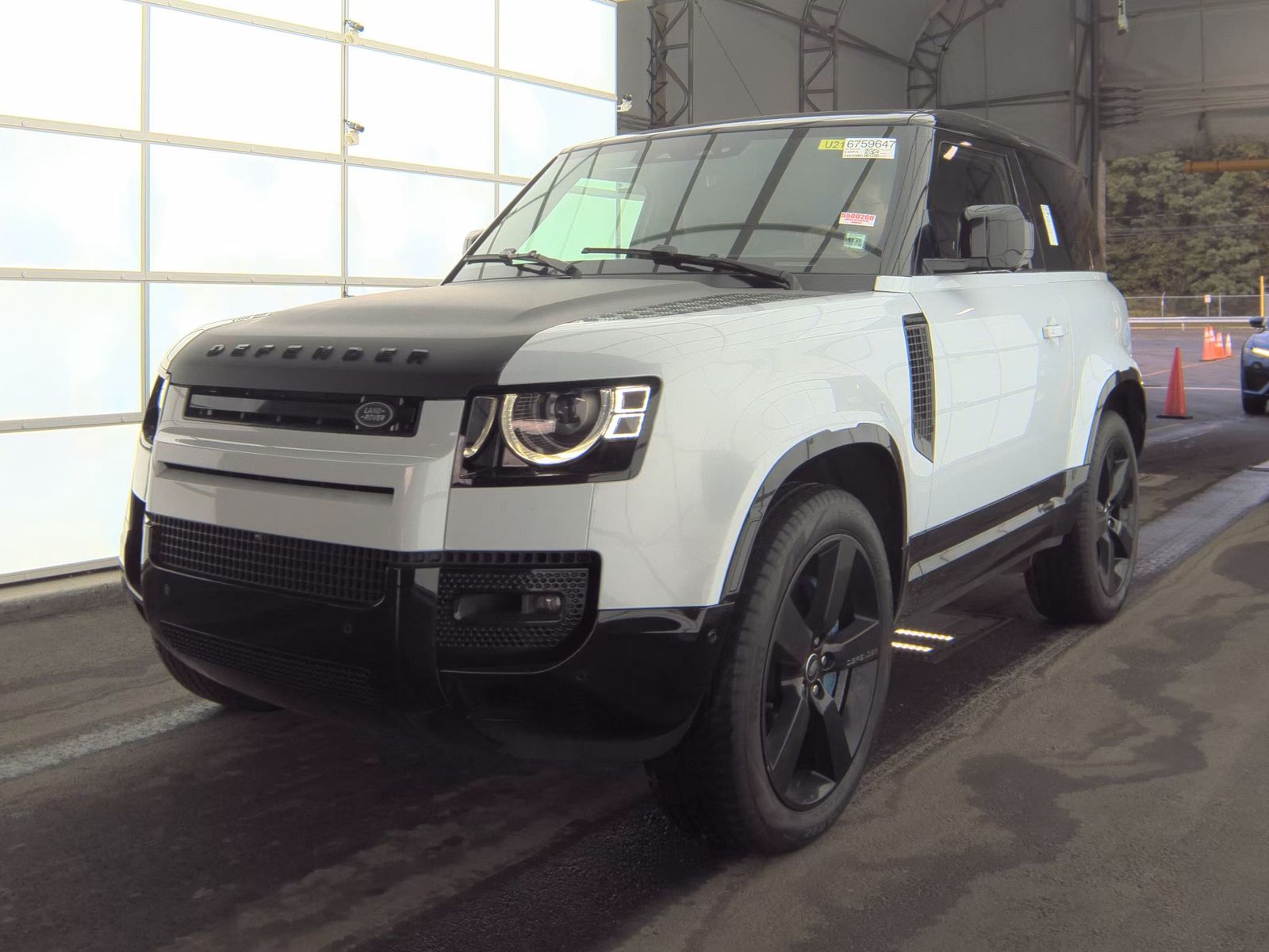 2022 Land Rover Defender 90 V8 Carpathian Edition AWD