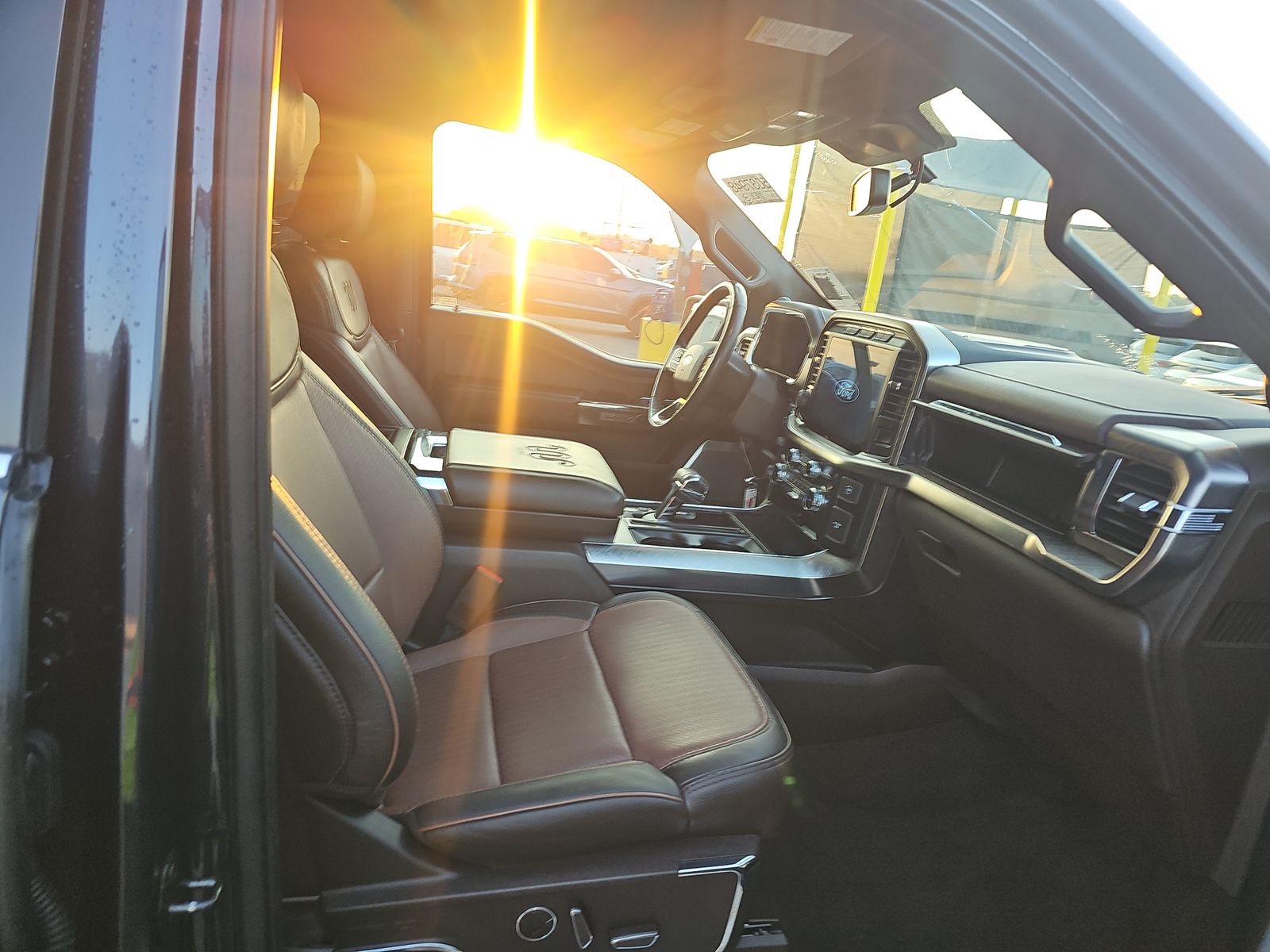 2022 Ford F-150 Hybrid King Ranch AWD