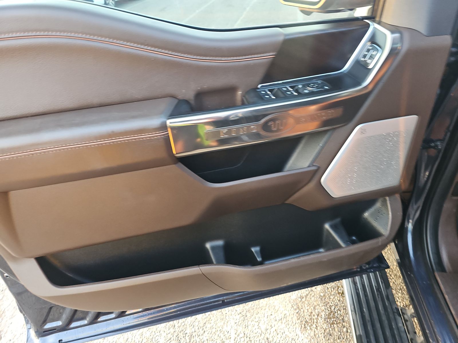 2022 Ford F-150 Hybrid King Ranch AWD