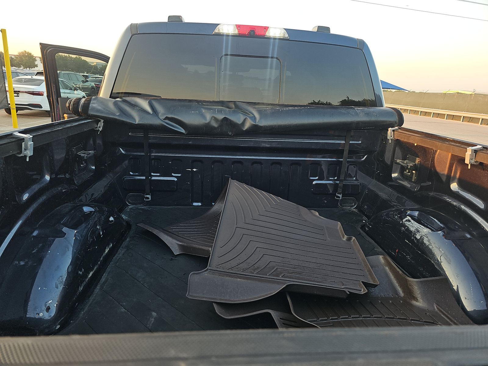 2022 Ford F-150 Hybrid King Ranch AWD