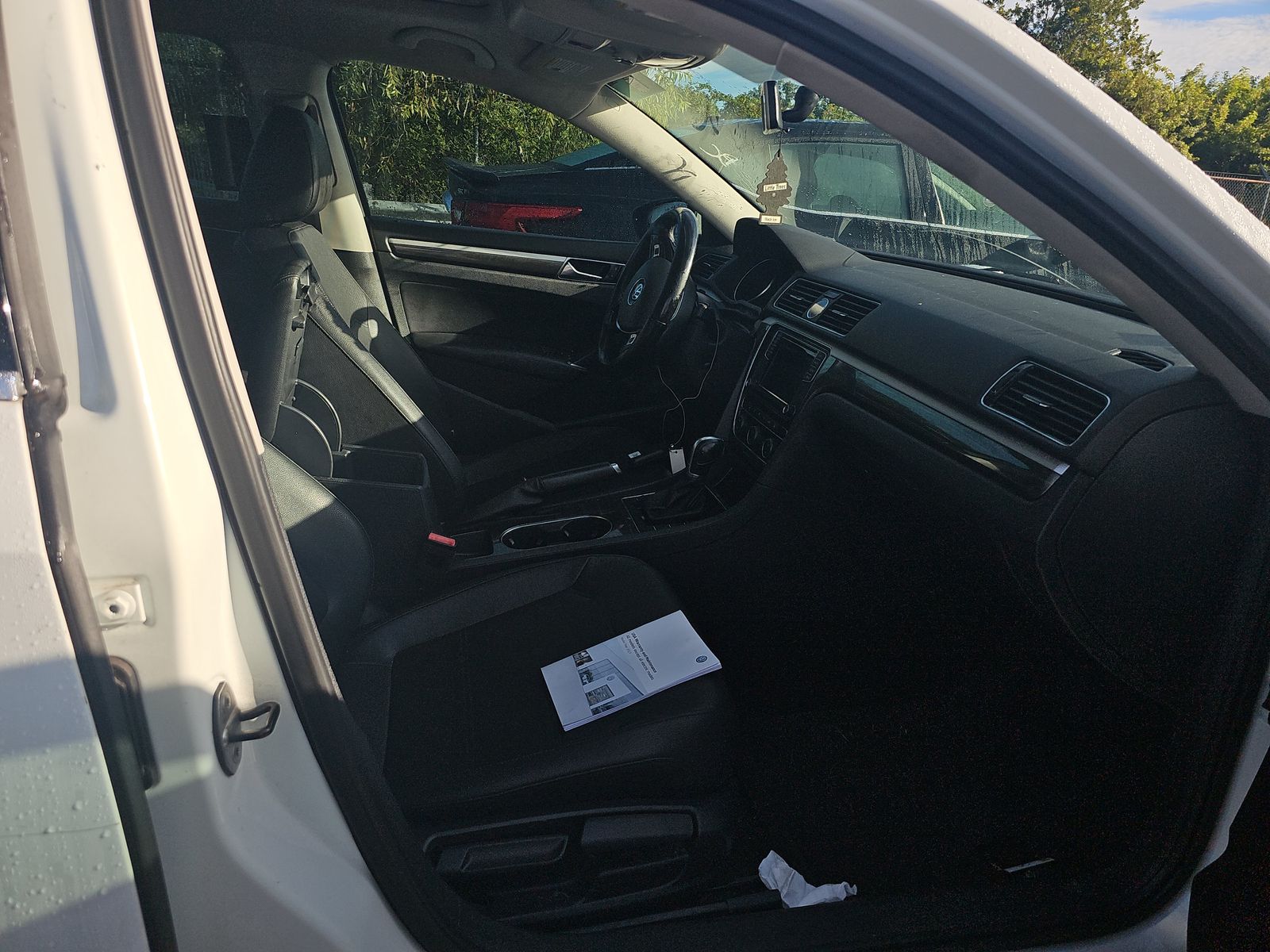 2017 Volkswagen Passat 1.8T SE FWD