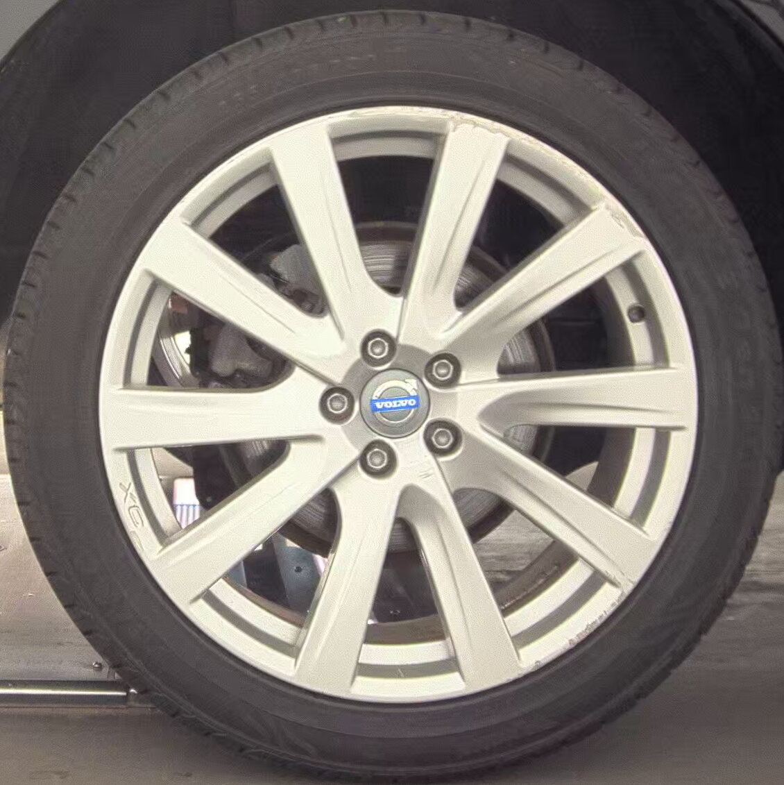 2017 Volvo XC60 T5 Inscription AWD